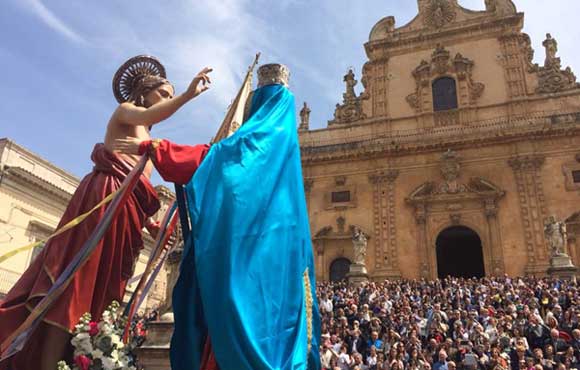 Pasqua a Modica la Madonna Vasa Vasa  a Modica