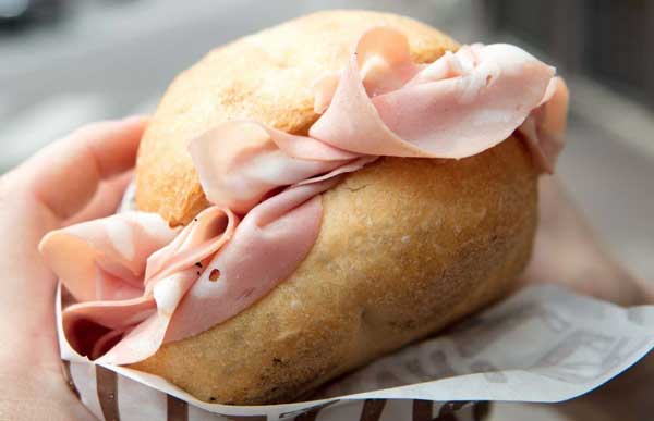 Sagra della Rosetta con la mortadella a Piedimonte Etneo a Piedimonte Etneo