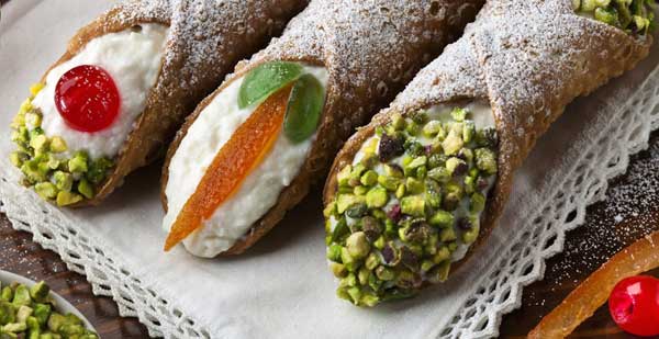 Sagra del Cannolo e Festa della Mandorlata Siciliana a Viagrande a Viagrande