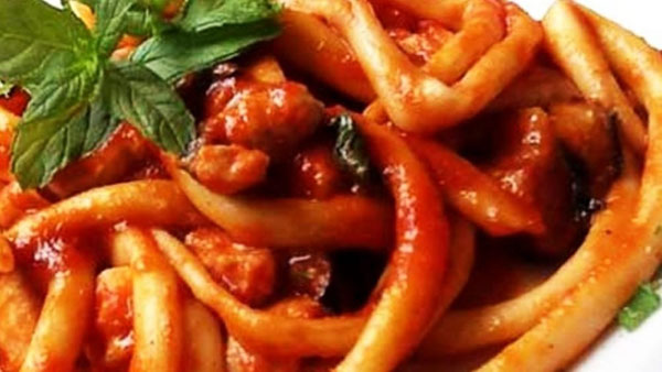 Sagra dei Maccheroni a Mongiuffi Melia a Mongiuffi Melia